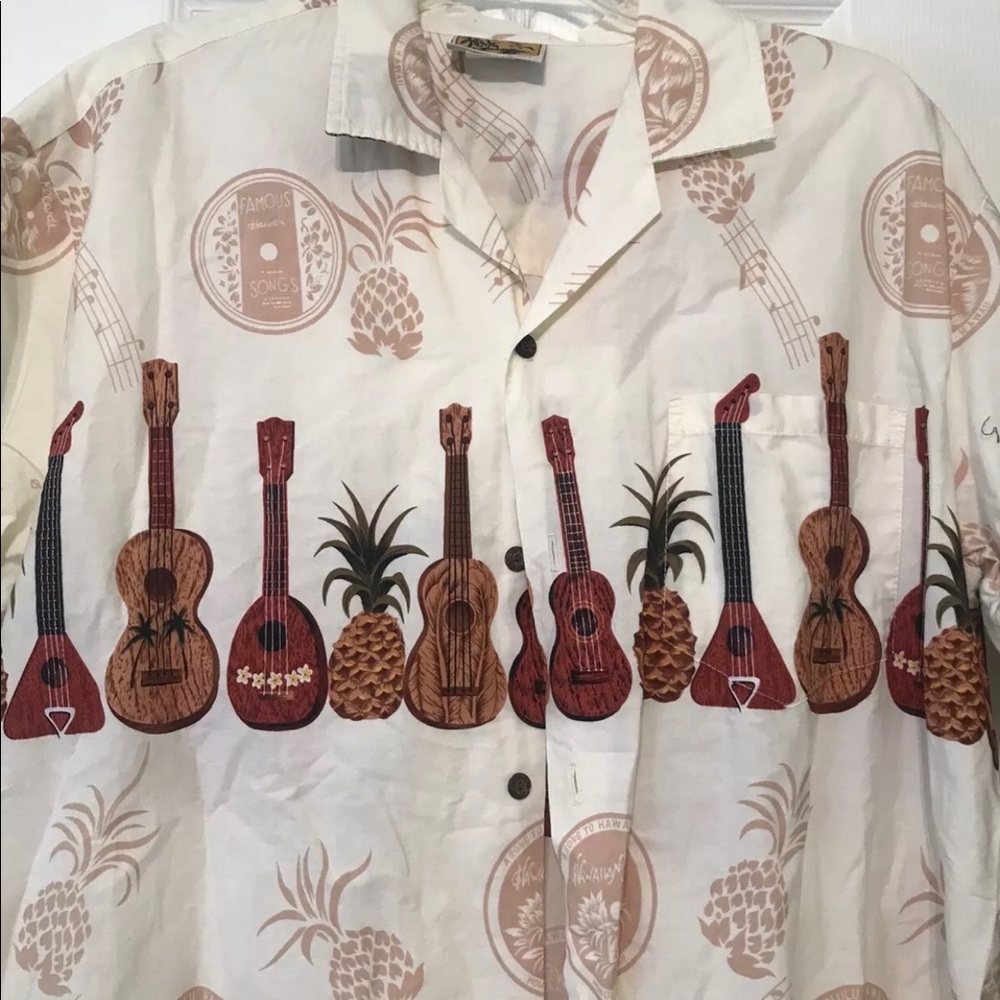 Winnie Fashion Hawaiian Ukulele Guitar and Pineapple Shirt